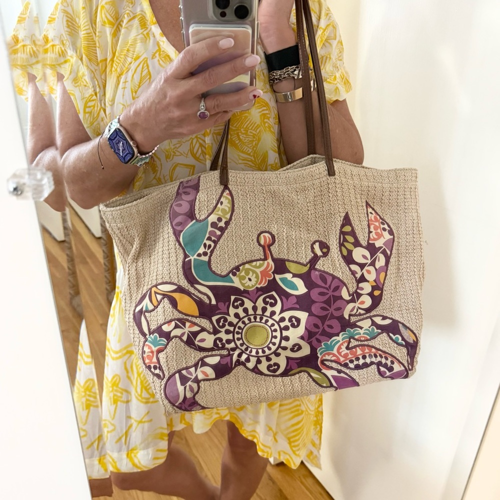 Vera Bradley Seashore Tote – Plum Crazy Crab – Coastal Beach Bag